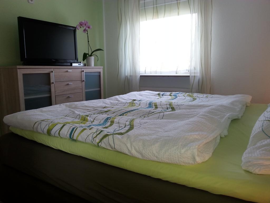 Ferien- Messewohnung Naehe Koeln-Messe Flughafen Bonn Rösrath Buitenkant foto