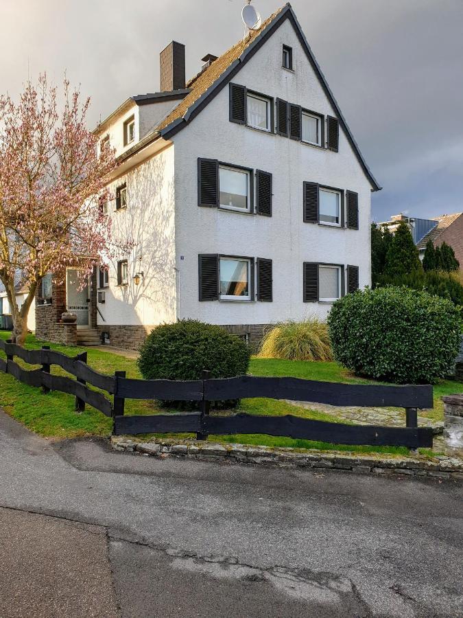 Ferien- Messewohnung Naehe Koeln-Messe Flughafen Bonn Rösrath Buitenkant foto